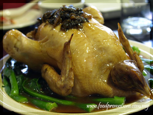 Pickled Cabbage Stuff Chicken RM 28.00 whole bird