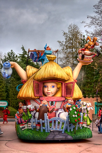 DLP Feb 2009 - Disney's Once Upon a Dream Parade