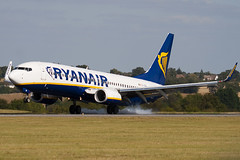 EI-EBC - Ryanair - Boeing 737-8AS (737) - Luton - 090925 - Steven Gray - IMG_9640