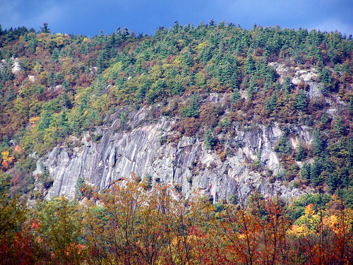 2009-10-11 - Leaf Peeping and Cathedral Ledge 068