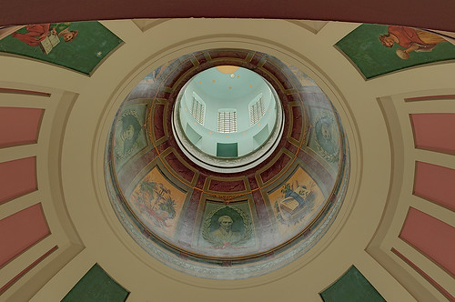 Old Courthouse, Jefferson National Expansion Memorial, in Saint Louis, Missouri, USA - ceiling of dome