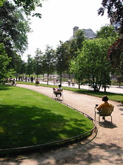 le Jardin du Luxembourg (photographer unknown, via TravelWithTerry.com)