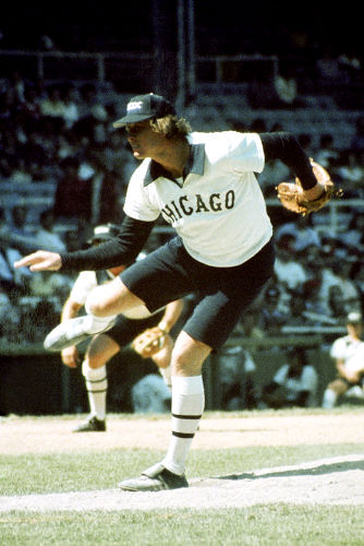chicago white sox shorts 1976. CHICAGO - 1976: Pitcher Rich
