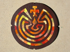 hopi-labyrinth-fin1 (chrisyatesstudios) Tags: chris wooden painted puzzle jigsaw labyrinth yates hopi baffler wwwchrisyatesnet