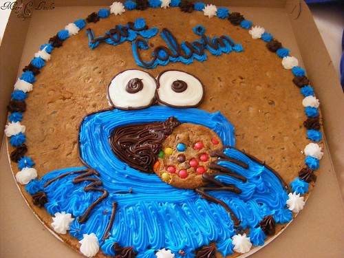 cookie monster cake. Cookie Monster Cookie Cake