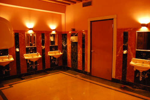 Los Angeles Theatre Ladies' Washroom