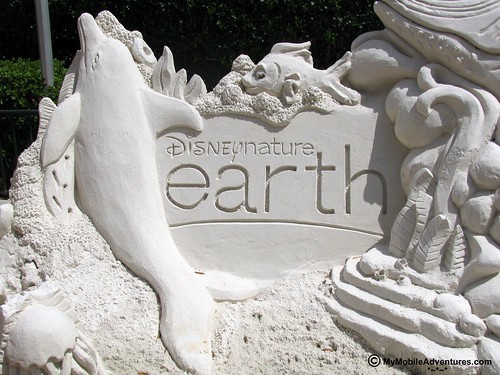 IMG_1041-WDW-EPCOT-sand-dolphin-EARTH