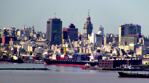 Vista de Montevideo (by morrissey)