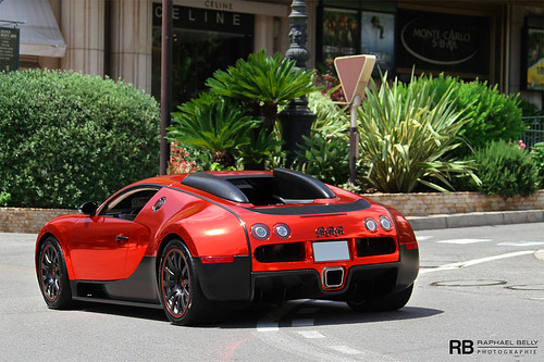 Bugatti Veyron RRR -EXPLORED-