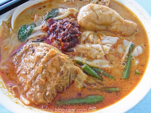 nyonya curry mee with stingray R0011803 copy