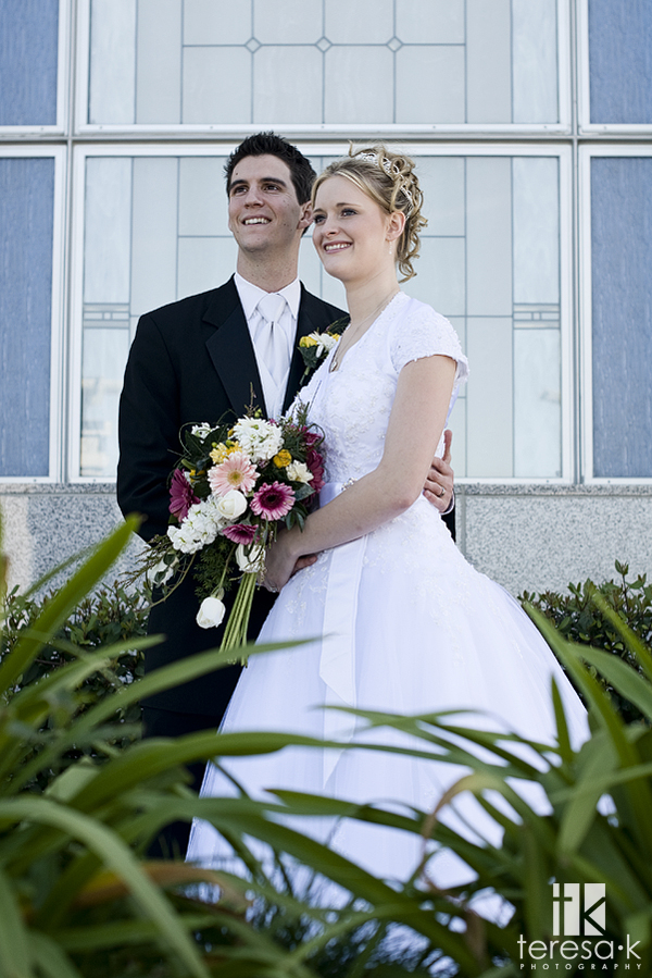 Brandon and Tiani's wedding at the Folsom LDS Temple by Folsom Wedding photographer, Teresa K