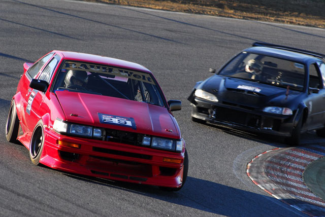 Here we have their AE86 during a trackday on Tsukuba it even shows some 