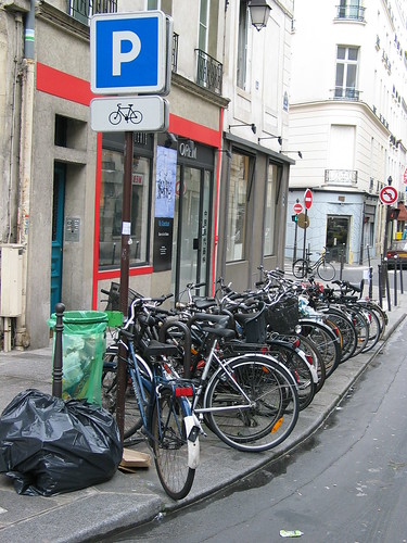 Parking à vélos, 2