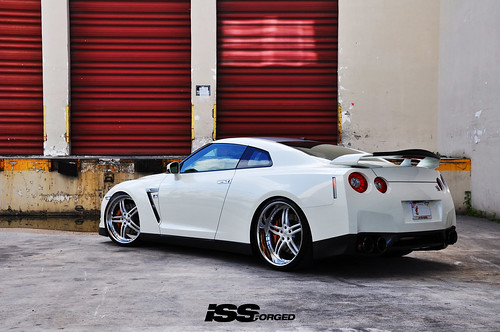 ISS Forged GTR on 22 Complex 5