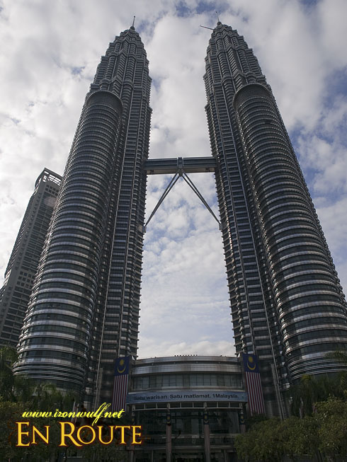 Petronas Sky Bridge Twin Towers