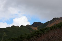 稜線越しの上ホロカメットク山