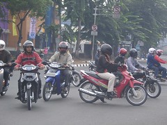 Typische Verkehrsszene in Jakarta