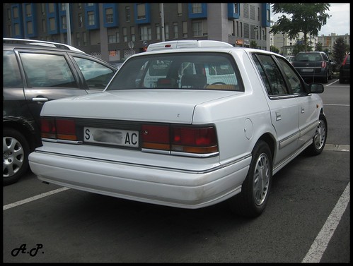 1994 Chrysler Saratoga