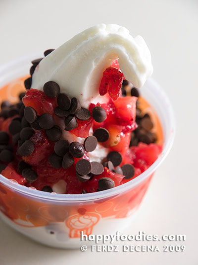 FYI Strawberry and Choco Chips topped Yogurt