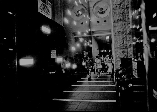 Shinjuku 闇の残像