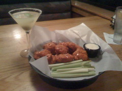 Lime margarita and tasty buffalo wings!