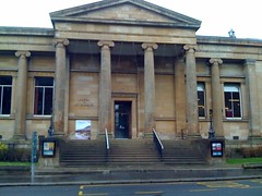 Paisley art galleryand museum