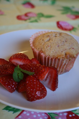 Strawberry cup cake
