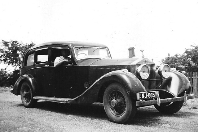 Rolls Royce in Castlemaine c1957