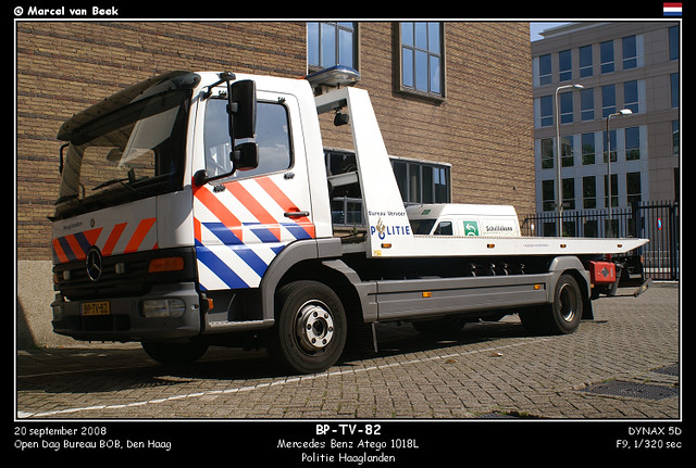 Mercedes Benz Atego 1018L towtruck of the Dutch police, region Haaglanden;