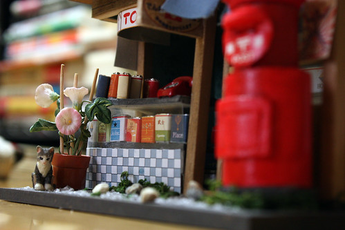 miniature tabacco house