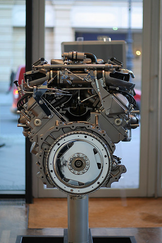 bugatti veyron engine spectacle