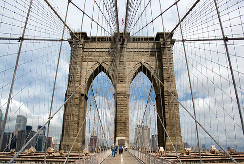 Arcos Del Puente De Brooklyn Foto editorial - Imagen de oriente, turista:  64568106