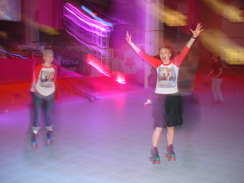 Erica and Erica at Lola Staar's Dreamland Rollerrink