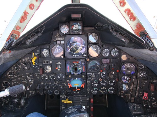 Airplane picture - SR-71 Blackbird cockpit