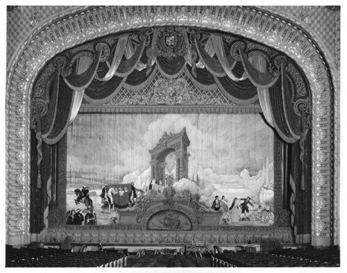 Curtain in the Los Angeles Theatre