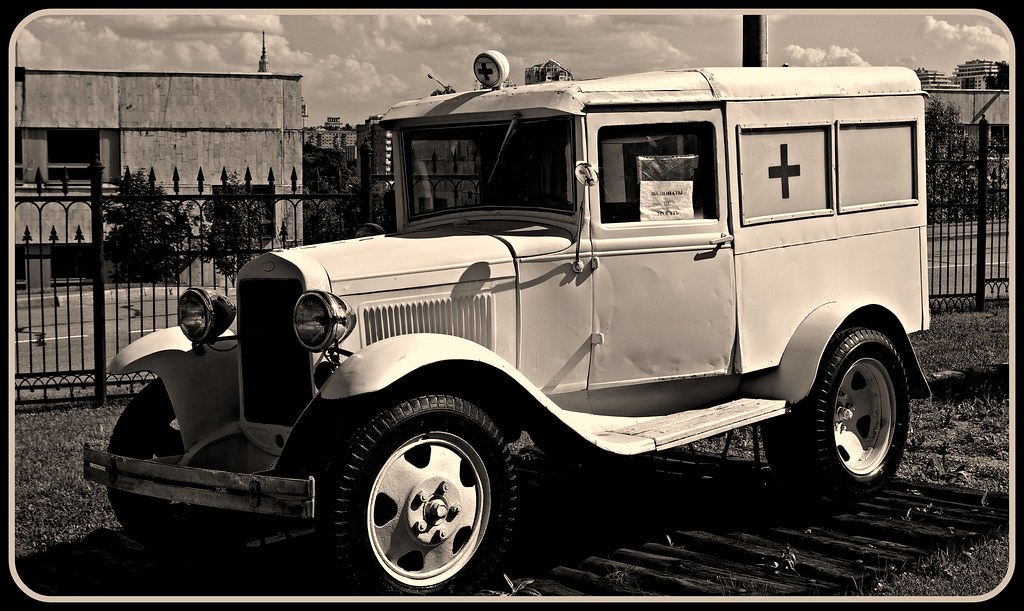 : GAZ-AA Ambulance. 1932-1942.