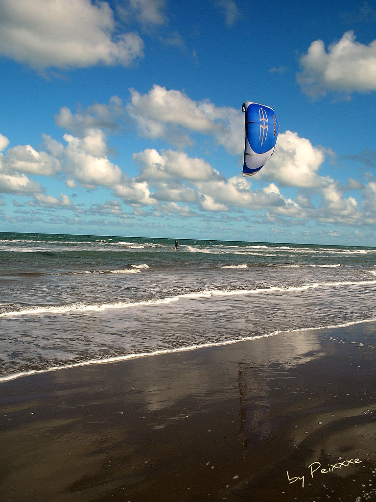 Kite Surf in Cassino Beach