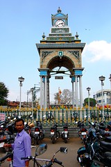Clock ouside Devaraja Market