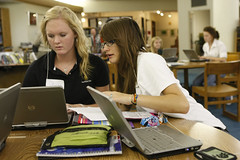 090901_U students with tab computers025 by The Principia Flickr