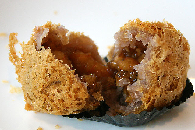 Deep Fried Taro with Assorted Meat