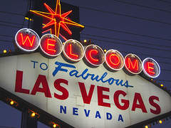 welcome to Las Vegas (by: Roadsidepictures/Allen, creative commons license)