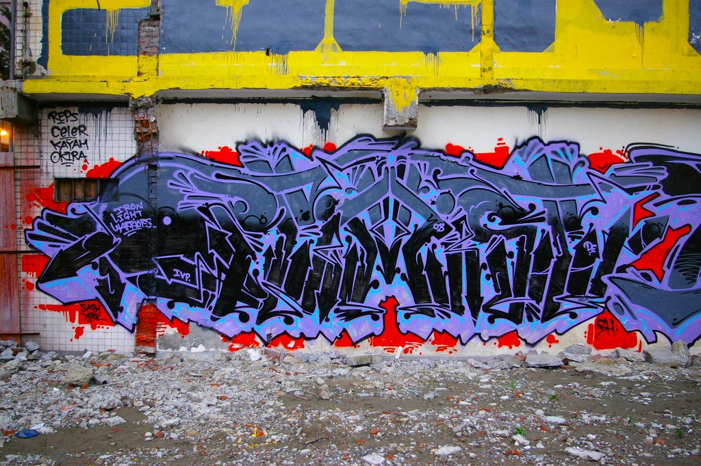 Optimist Graffiti Interview and Photos. 