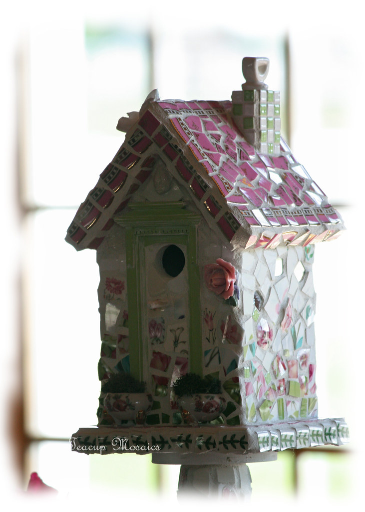 So-Pretty-Pink-Birdhouse