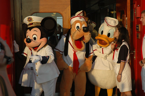 Disney Cruise - Bon Voyage 14