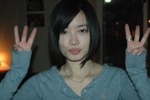 Sexy Hot Chinese Girl and Six Fingers SAYS WOW 0512 WOW VOTE FOR ME