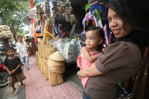 with Dia, shopping for Balinese housewares