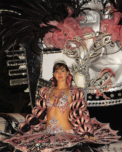 Segunda Dama de Honor Carnaval de Santa Cruz de Tenerife 2009.