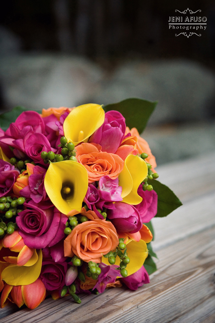 The bridal bouquet from Lisa 39s Floral Designs was absolutely stunning and