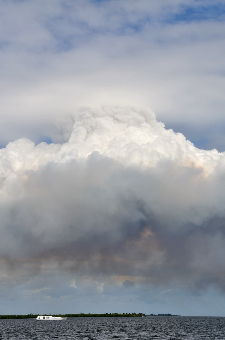 clouds_plume_0004