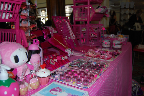 Pink Addict Convergence Booth
